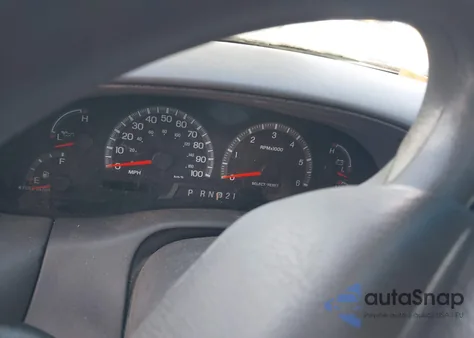 2000 Ford Expedition Xlt z USA, uszkodzony, nr VIN 1FMRU15L3YLB57452